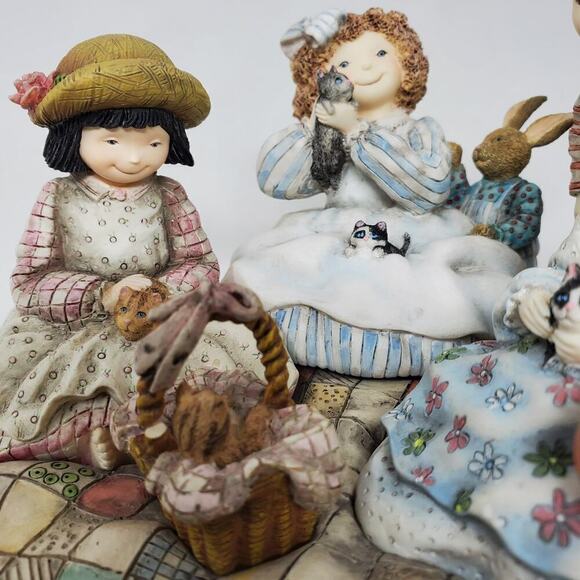 Lang & Wise Special Friend Circa 1999 Picnic With Molly First Edition Figurine - Picture 2 of 9